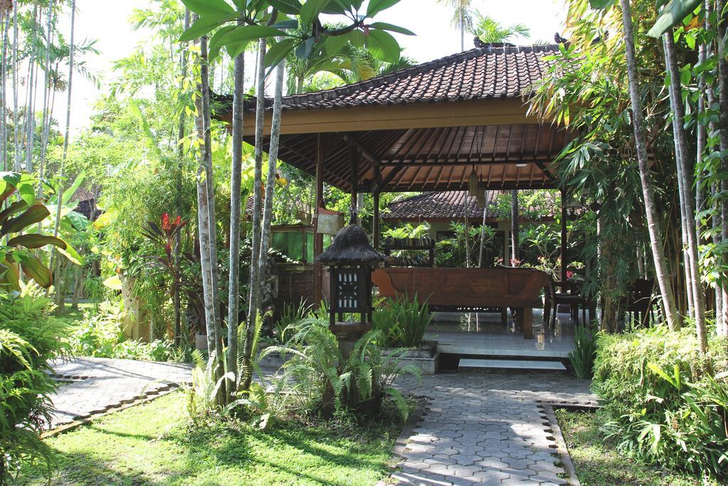 Bumi Ayu Bungalow Sanur Esterno foto