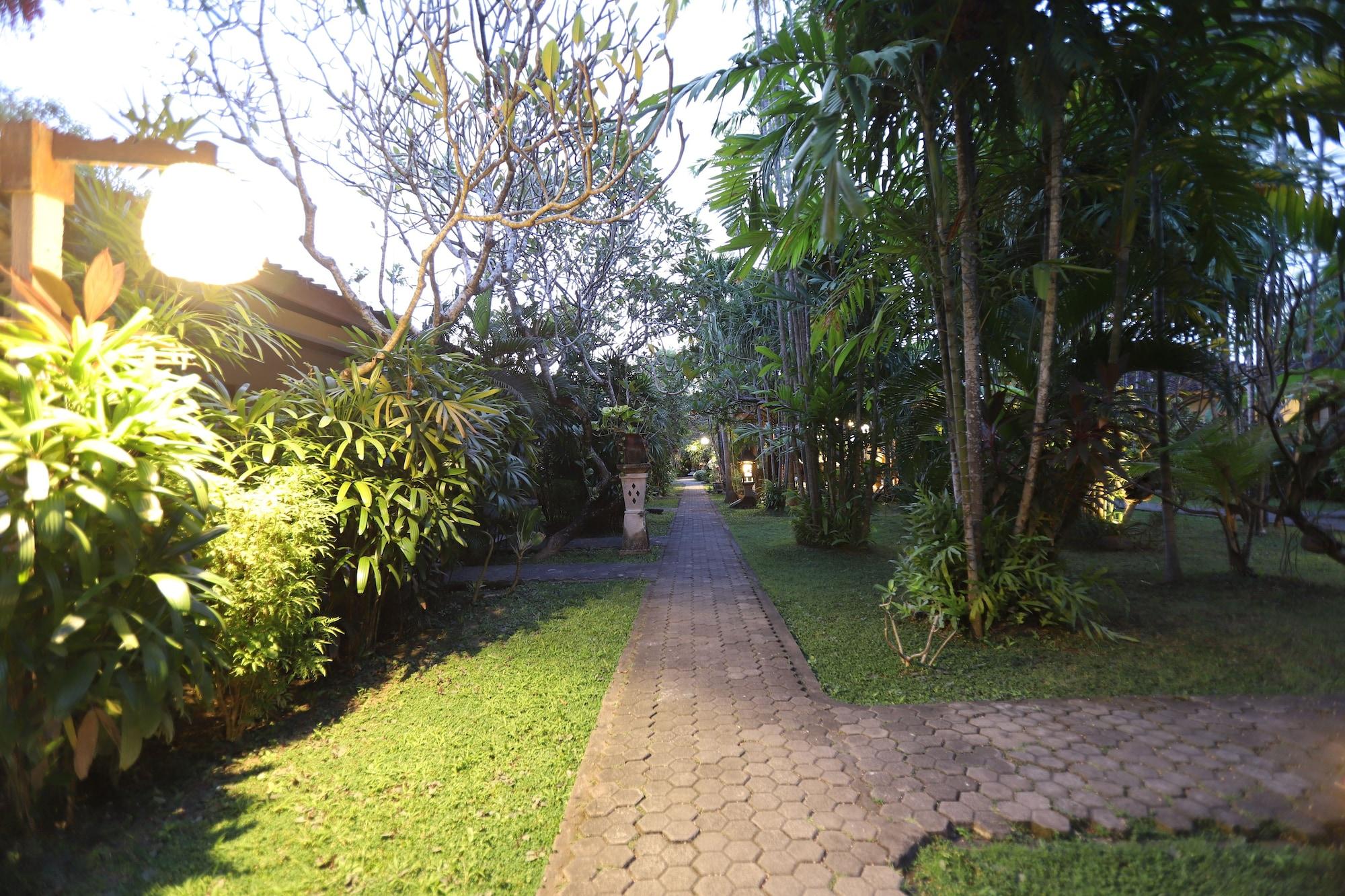 Bumi Ayu Bungalow Sanur Esterno foto
