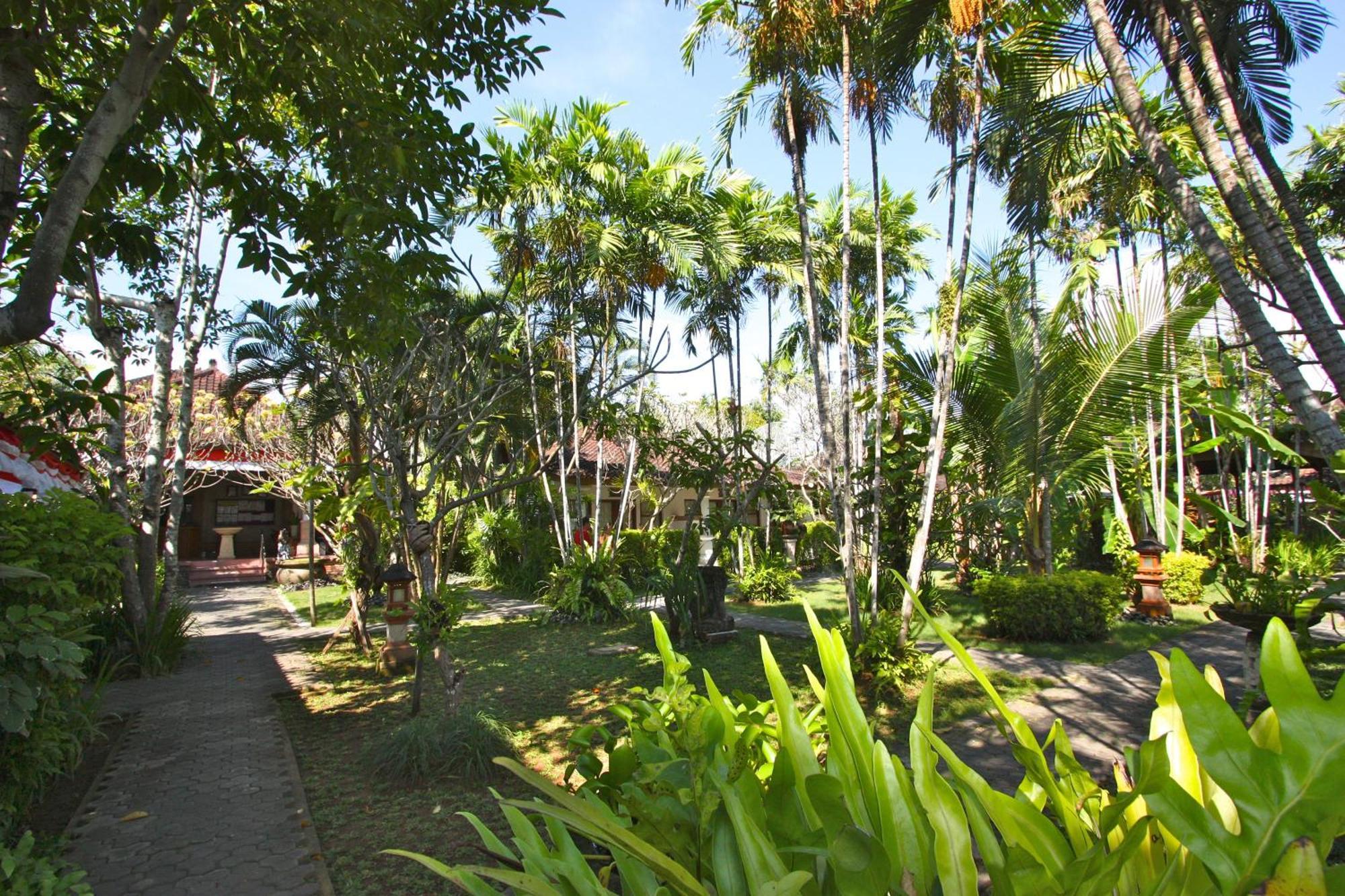 Bumi Ayu Bungalow Sanur Esterno foto