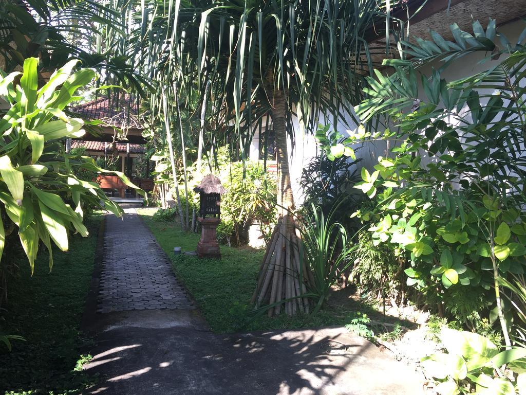 Bumi Ayu Bungalow Sanur Esterno foto