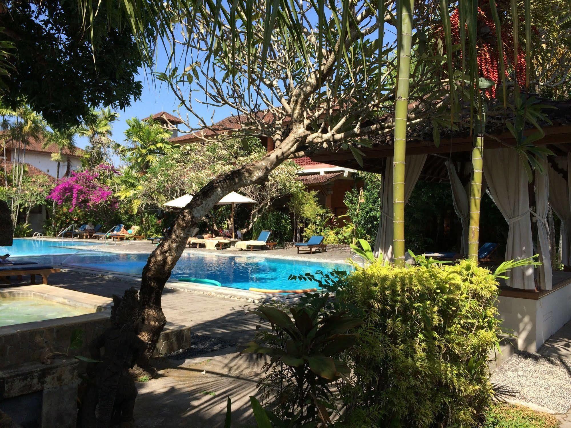 Bumi Ayu Bungalow Sanur Esterno foto